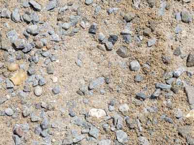 Mélange béton composé de sable et cailloux mélangé pour ajouté au ciment